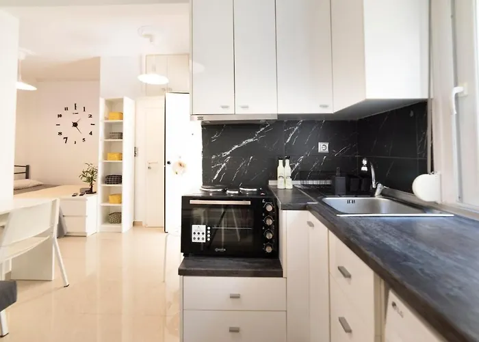 Kellys Μαγική Αυλή