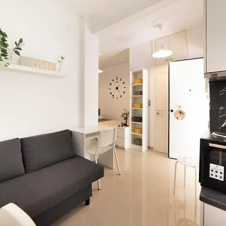 Kellys Μαγική Αυλή Thessaloniki