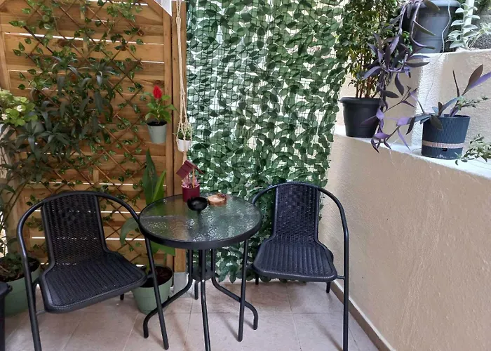 Kellys Μαγική Αυλή Апартаменты *